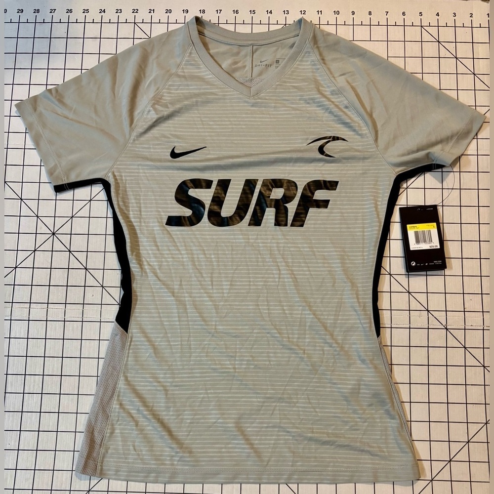 NWT Nike Dri Fit‎ Women’s Size Small Grey/Black Surf Athletic Shirt